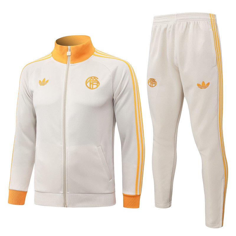 2026-27 Bayern Munich Beige Long-Pull Training Suit   A26068#