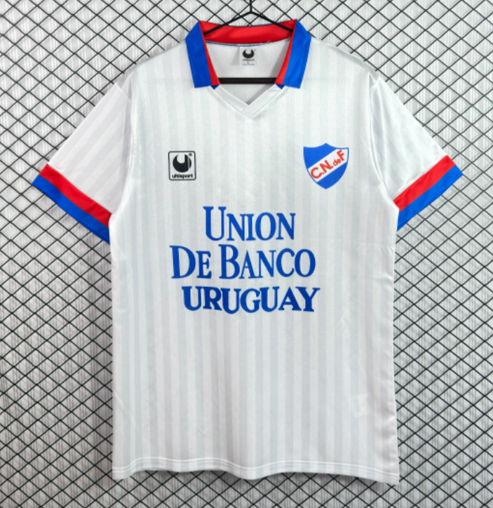 1992-1993 Club Nacional Away White Retro Soccer Jersey