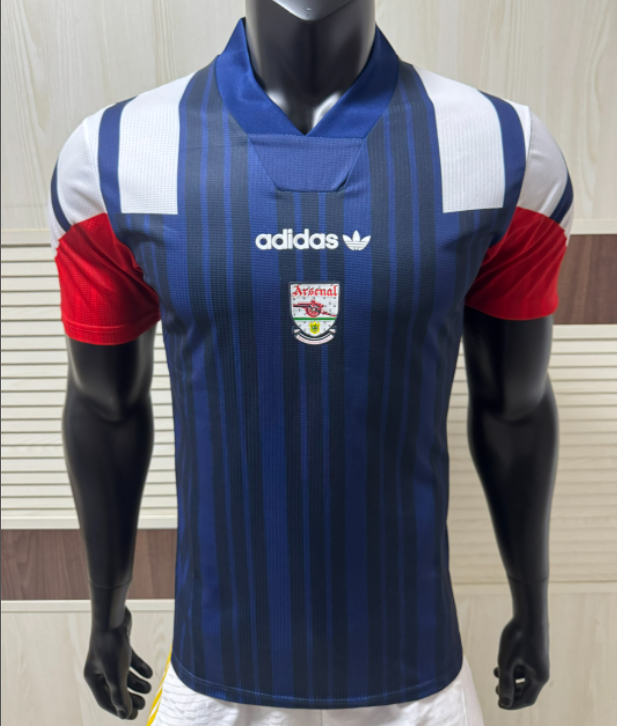 2026-27 Arsenal Retro version Player Version Soccer Jersey