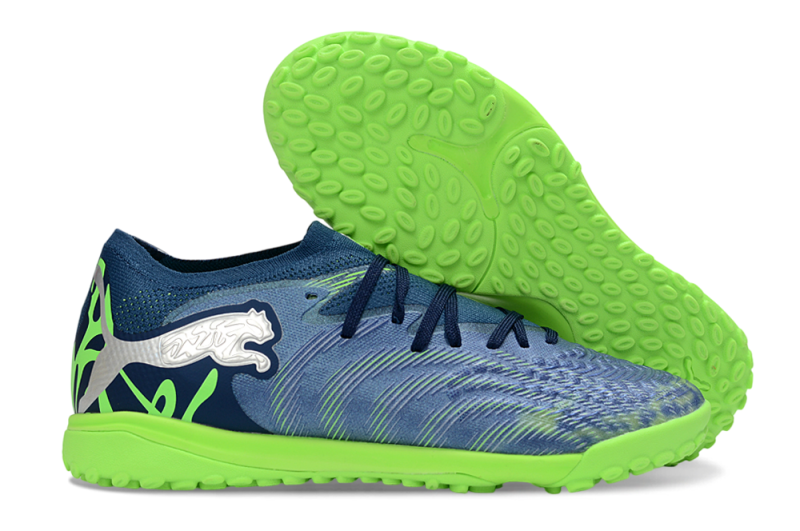Puma FUTURE 8 ULTIMATE TF Soccer Shoes