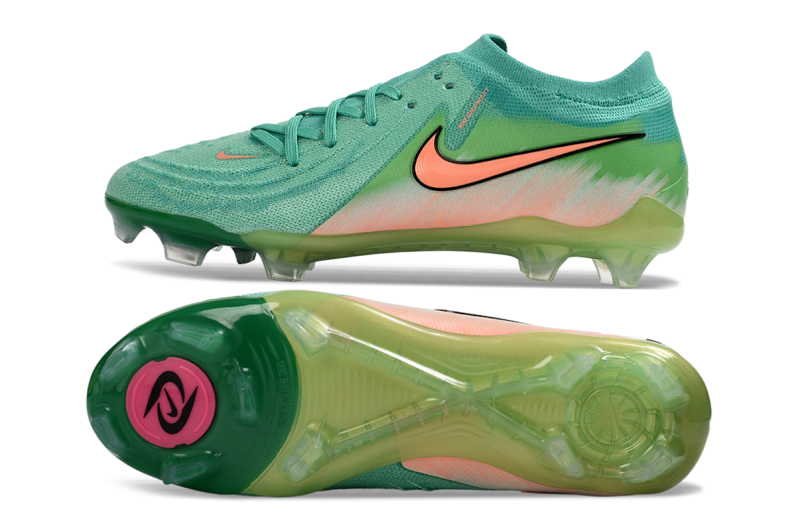 NIKE PHANTOM LUNA ELITE FG Soccer Shoes
