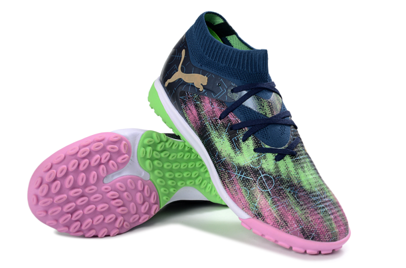 Puma FUTURE 8 ULTIMATE TF Soccer Shoes