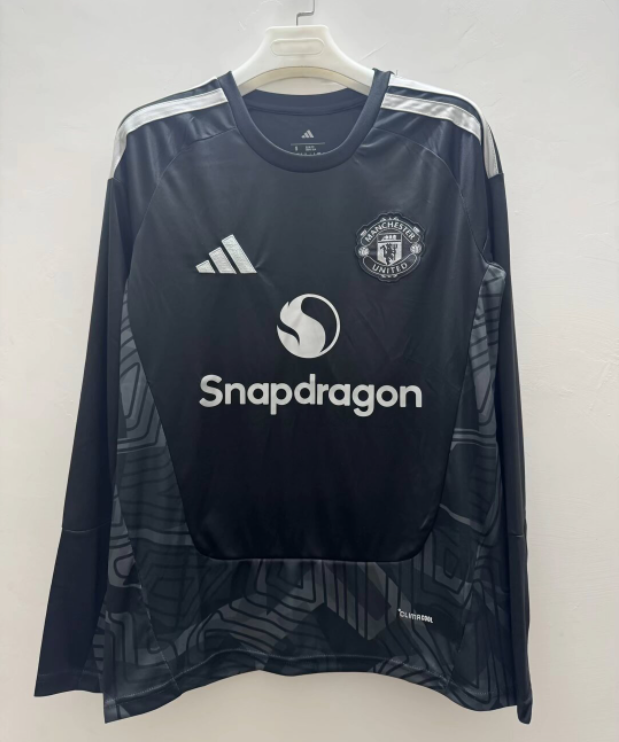 2026-27 Manchester United Goalkeeper Long Sleeve Soccer Jersey