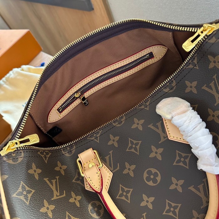 HP033