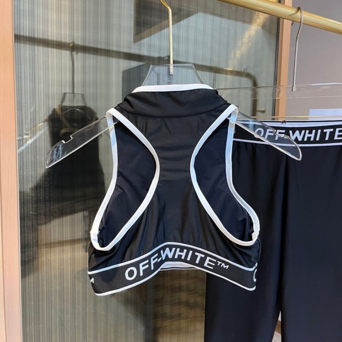 C017