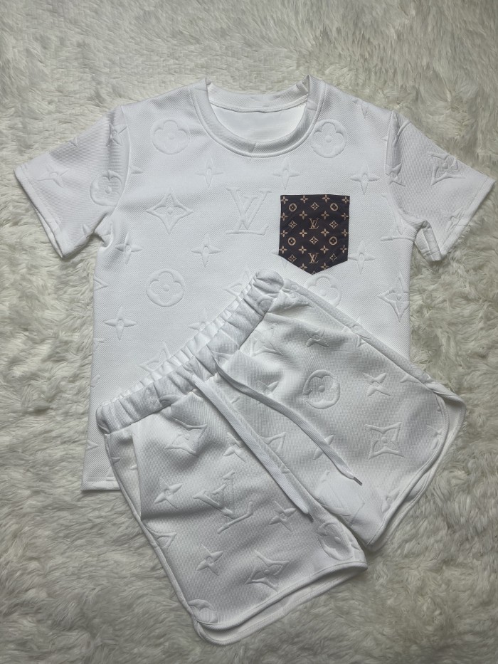 C053