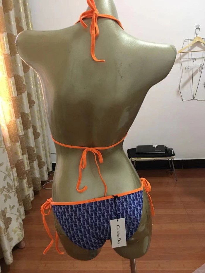 SS027