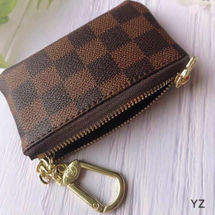 W027