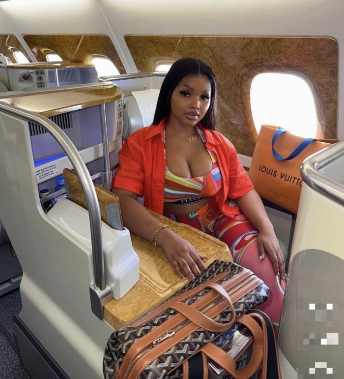 C174 With Scarf