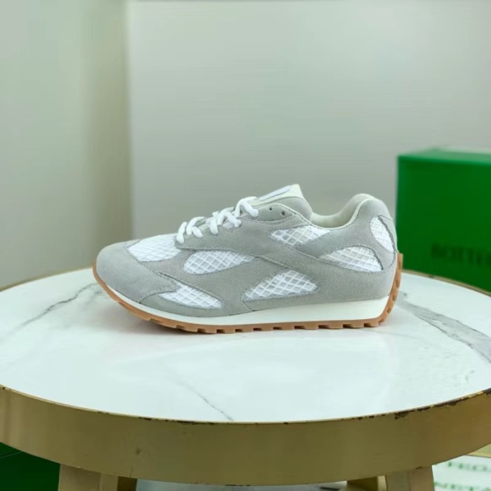 M001