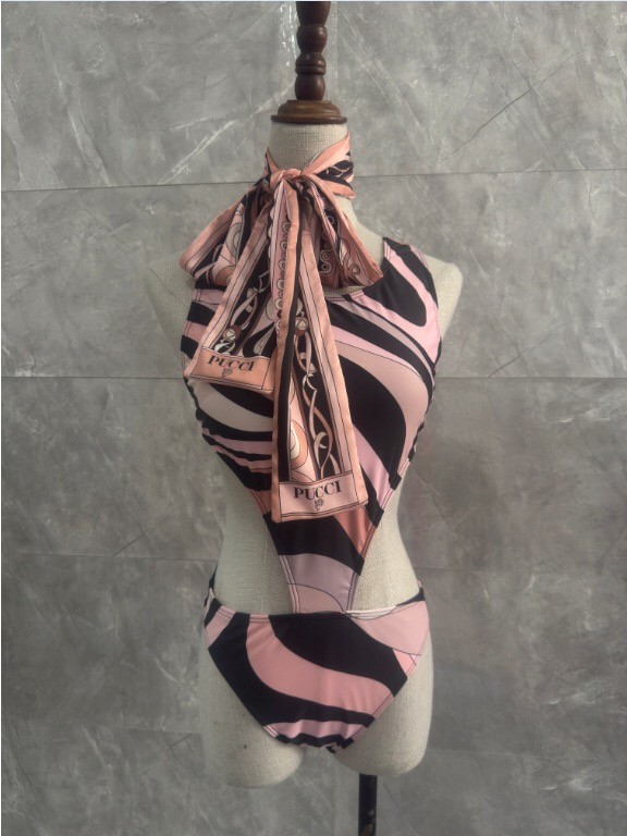 SS154 With Scarf