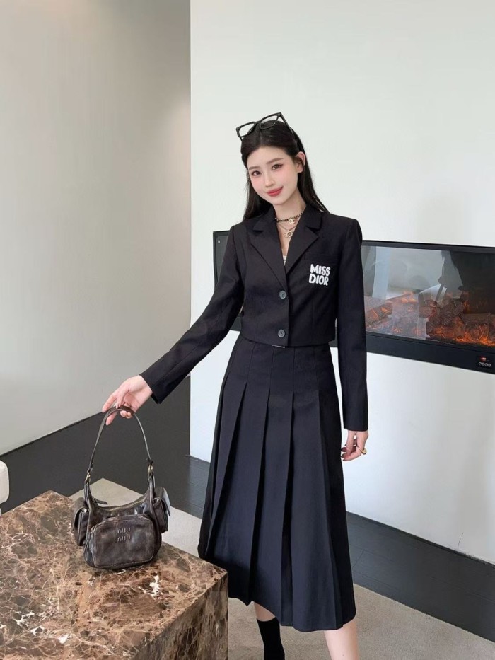 Set with belt