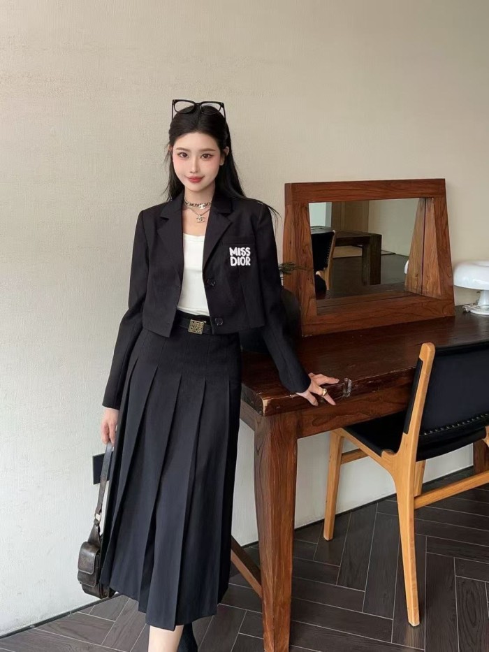 Set with belt