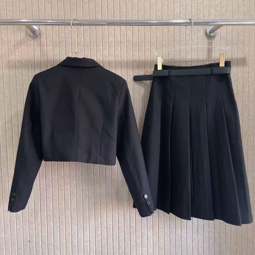 Set with belt