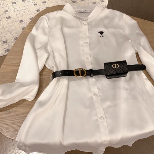 Dress with belt