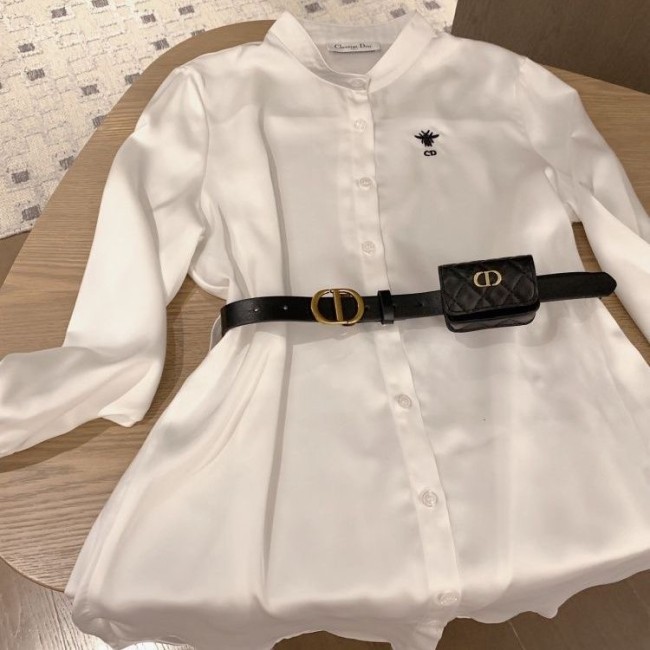 Dress with belt
