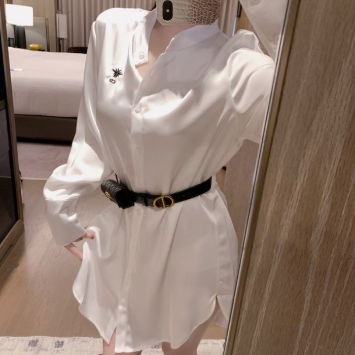 Dress with belt
