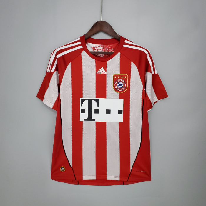 Retro Bayern Munich 10/11 home