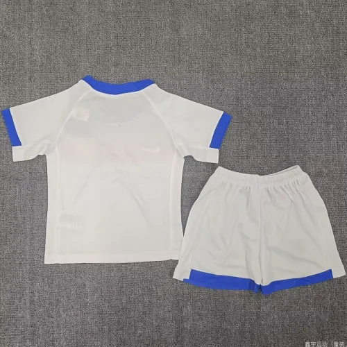 25/26 England home kids kit