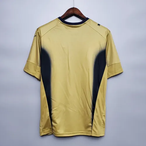 Retro 2006 Italy Golden