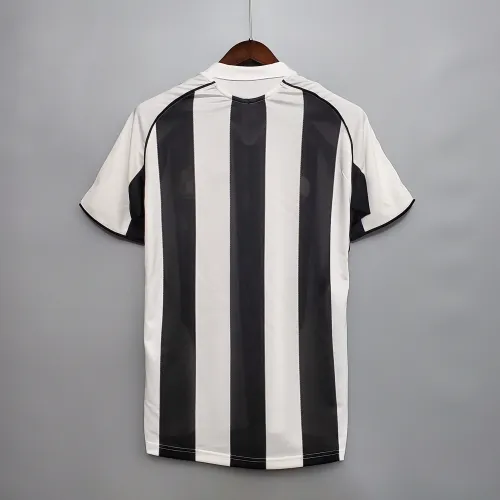 Retro 05/06 Newcastle United home