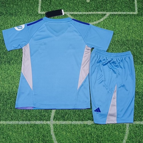 24/25 Real Madrid goalkeeper kids kit