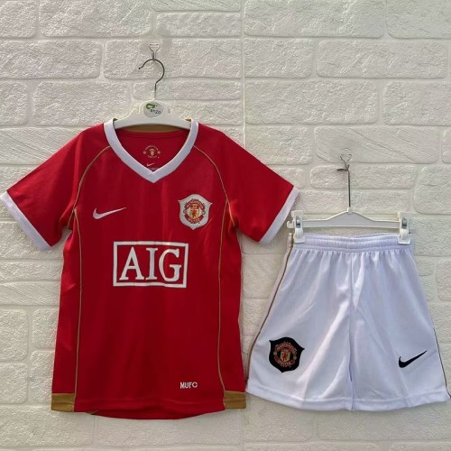Retro 2006-07 Manchester United home kids kit