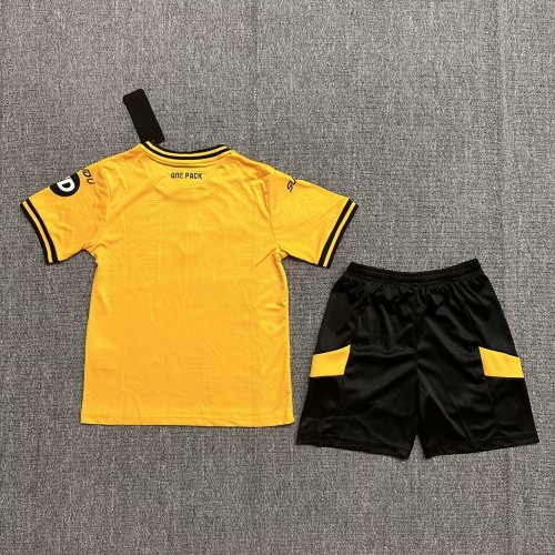 24/25 Wolverhampton Wanderers home kids kit