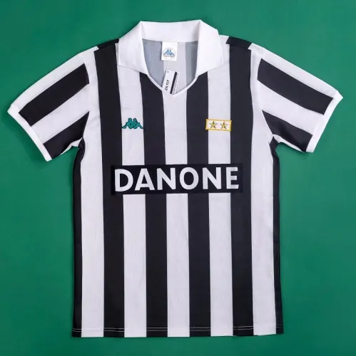 Retro 92/94 Juventus home football Jersey