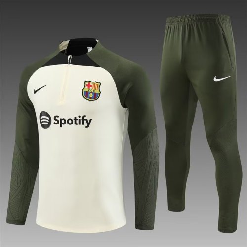 23/24 Barcelona kids off-white training suit