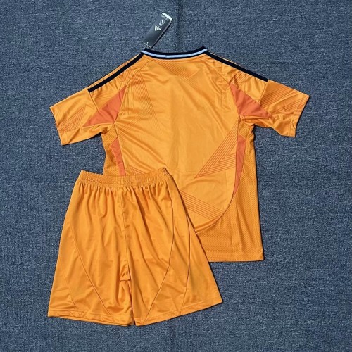 24/25 Real Madrid Away Adult Set