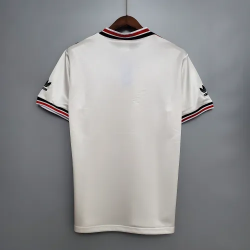 Retro 1985 Manchester United white