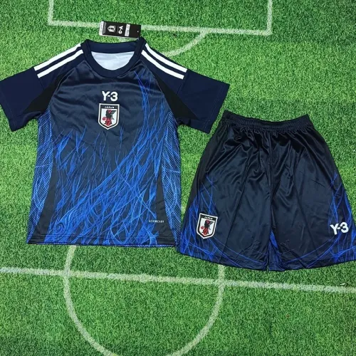 24/25 Japan home kids kit
