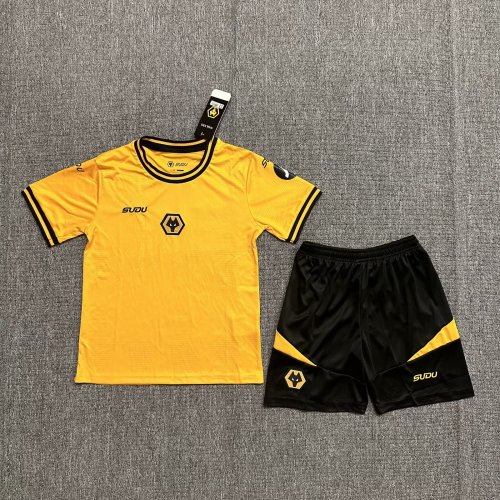 24/25 Wolverhampton Wanderers home kids kit
