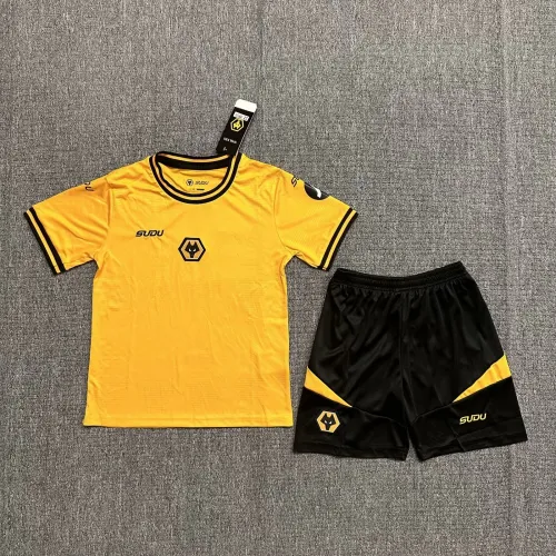 24/25 Wolverhampton Wanderers home kids kit