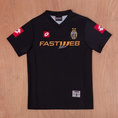 Retro 01/02 Juventus Away football Jersey