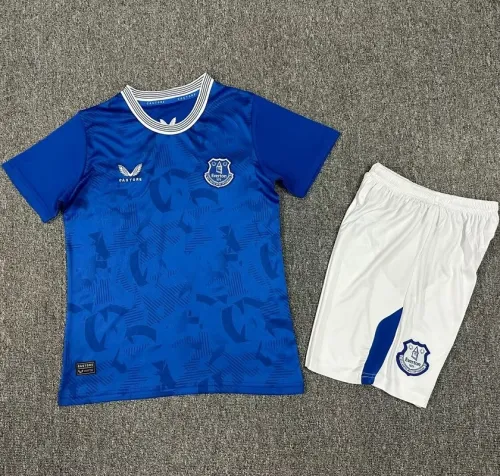 24/25 Everton home kids kit