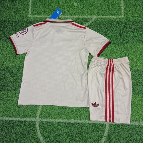 24/25 bayern munich third kids kit