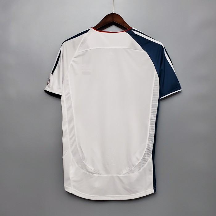 Retro 06/07 Liverpool away