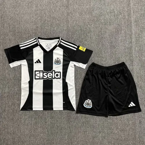 24/25 Newcastle United home kids kit