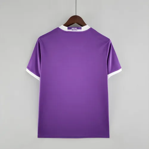 Retro Real Madrid 17/18 away