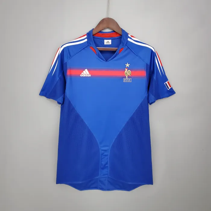 Retro France 2004 home