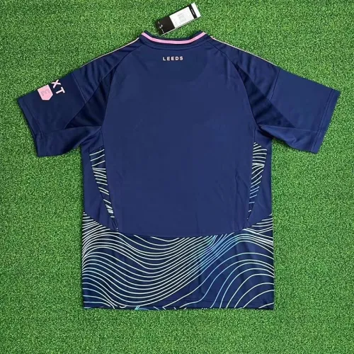 24/25 Leeds United third football jersey