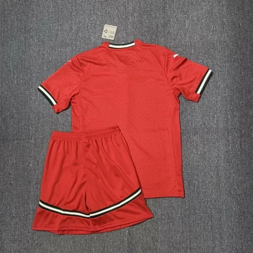 25/26 Portugal home kids kit