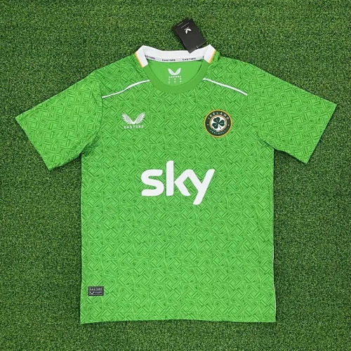 24/25 Ireland home football Jersey