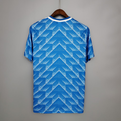 Retro 1988 Holland Home