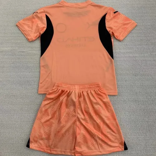 2425 Manchester City orange goalkeeper  Adult Set