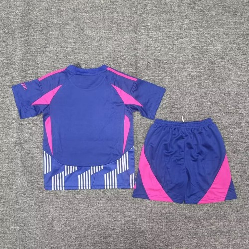 24/25 Nottingham Forest Away kids kit