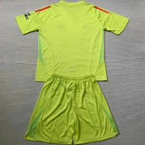24/25 Arsenal Green goalkeeper Kids kit