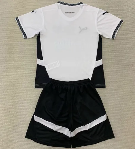 24/25 Derby County home kids kit